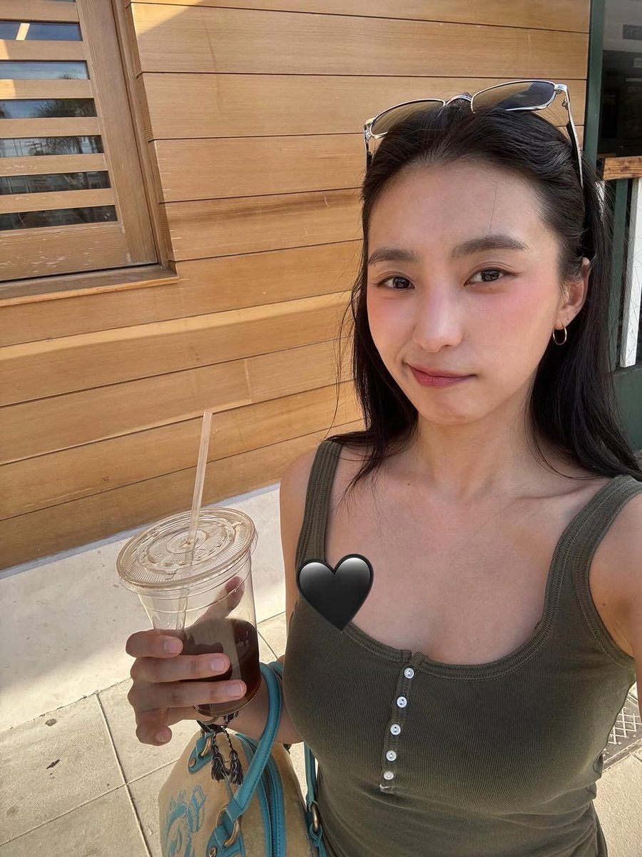 yewnbora's tweet photo. Good morning! https://t.co/XmnuV1Zb2M