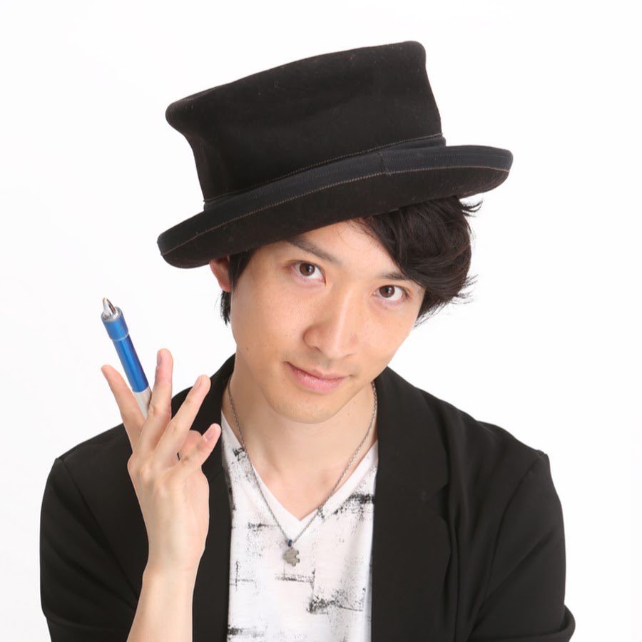 PlanningDestiny's tweet photo. 久しぶりの学校公演
ペン回し世界チャンピオン
kay（ケイ）さん✒️🎖️✨

@Kay_penspin 

#ぺん回し
#ペンスピナー
#世界チャンピオン
#kay
#デスティニィプランニング https://t.co/0SVgPVjHeR