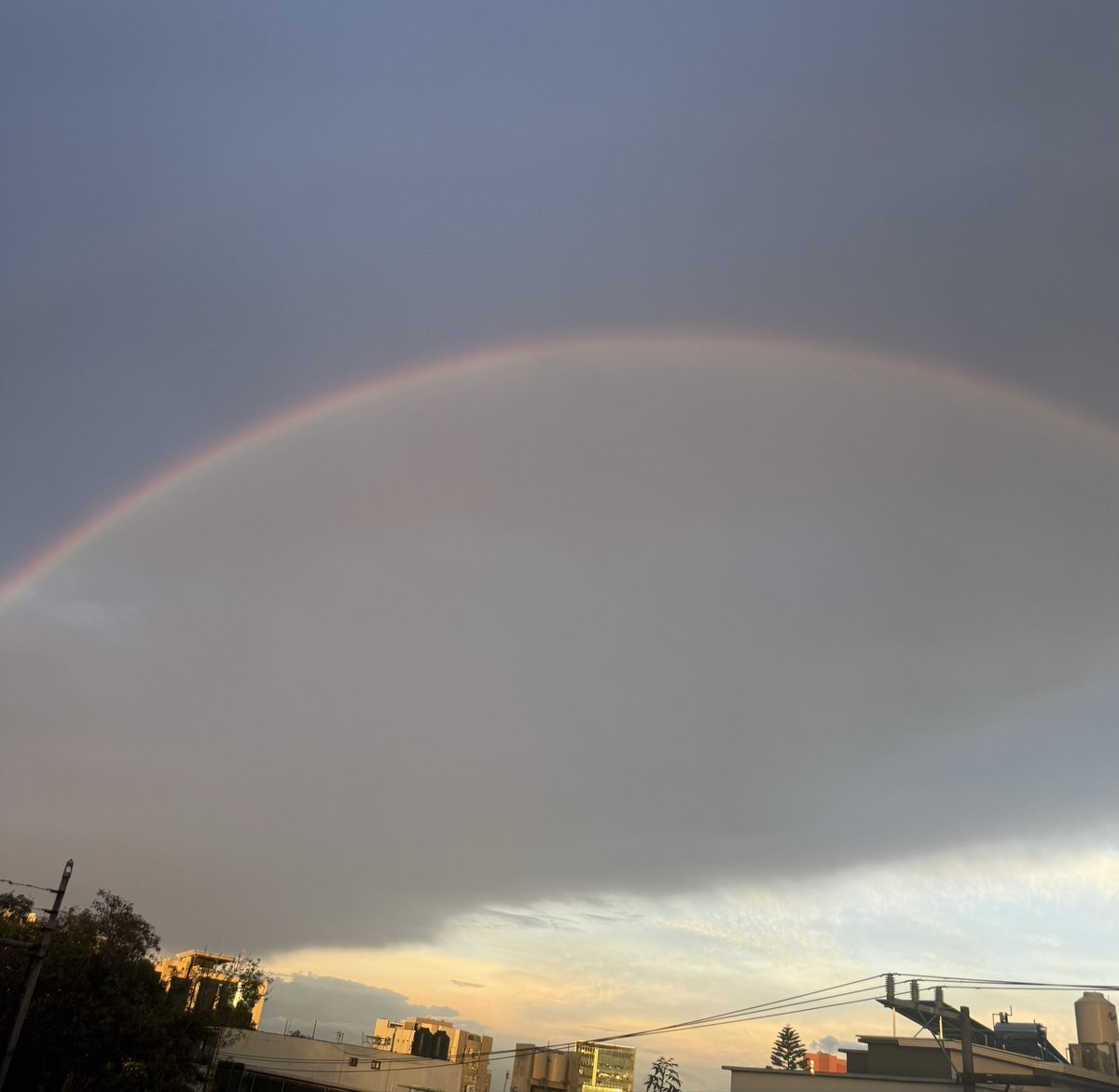 eliasrocio's tweet photo. La tormenta dejó un gran arcoíris 🌈 https://t.co/9X6u63qOoy