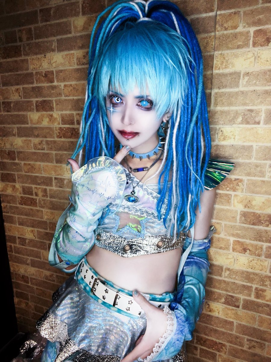 Awake_Naotsu's tweet photo. オハヨウ👽🛜 https://t.co/rjNXQETfpP