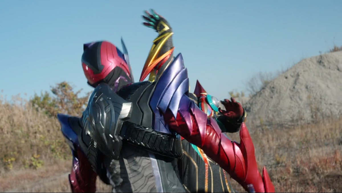 UltraSnacker's tweet photo. Oh no, this is starting to remind me a bit of Emu versus Parado, which episode was also directed by Morota https://t.co/bY2Sb7frCm