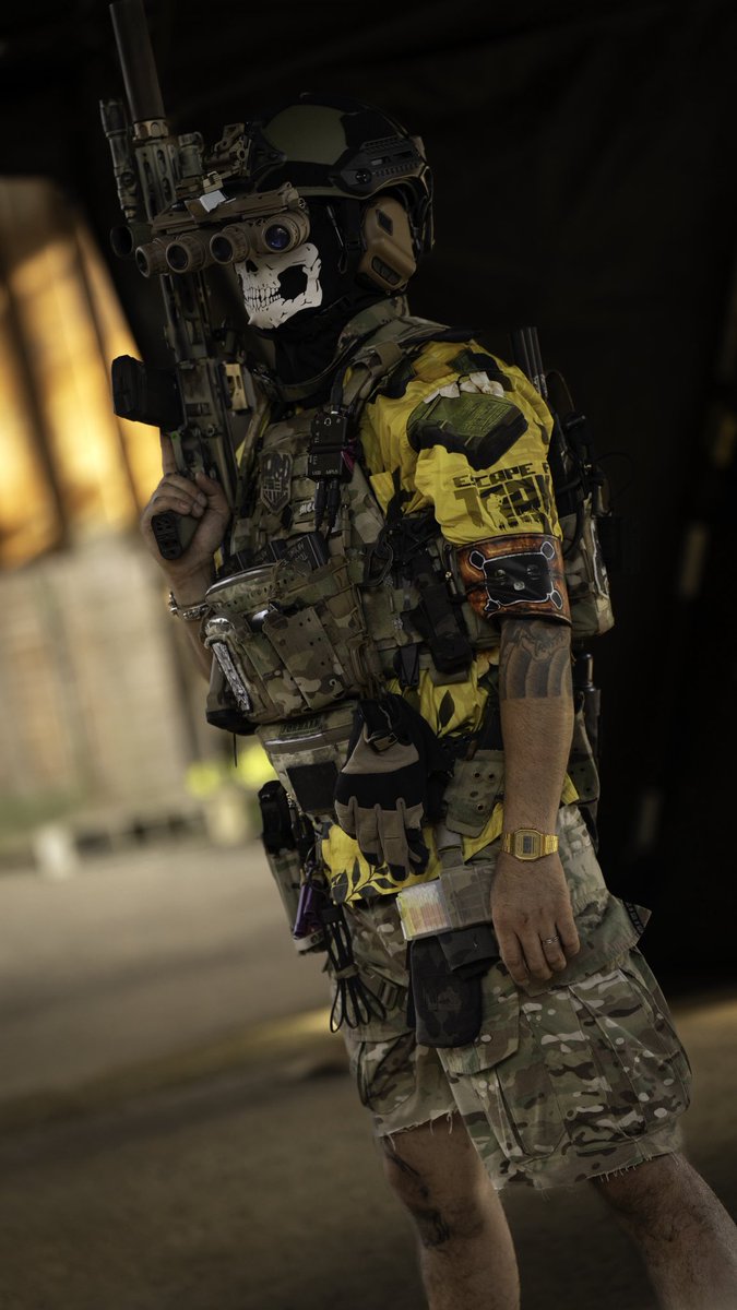 kenlow_fps's tweet photo. USEC or BEAR
#EscapefromTarkov https://t.co/VPVBROh6oC