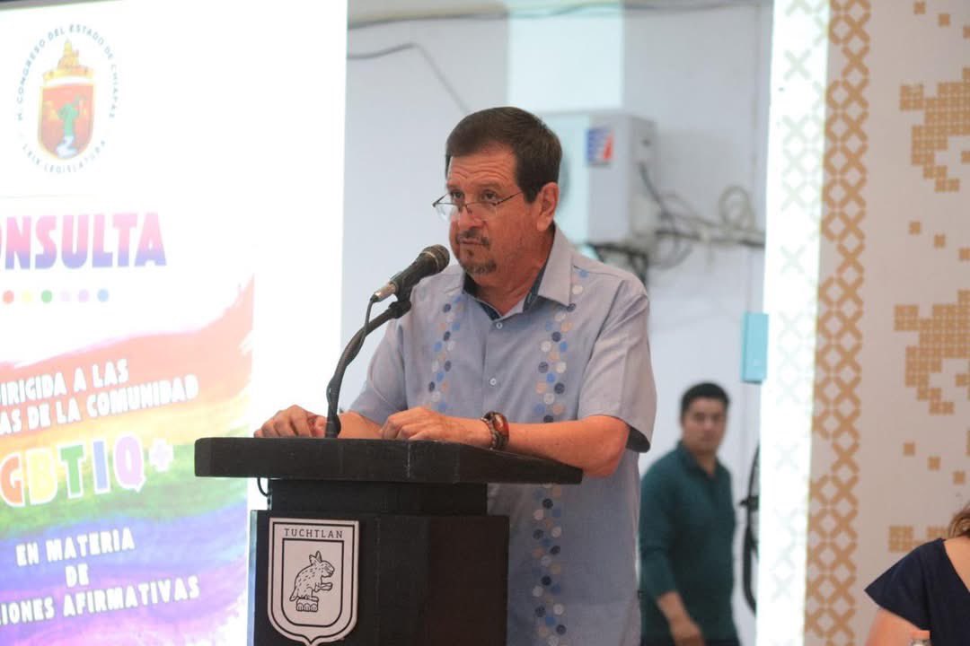 TorresAngelC's tweet photo. Nos dio mucho gusto recibir en el Ayuntamiento de Tuxtla Gutiérrez a personas integrantes de la diversidad sexual que participaron en la consulta sobre Identidad de Género y Acciones Afirmativas. Esta iniciativa, impulsada por la diputada local Luzma Castillo y Sexagésima Novena Legislatura del Congreso del Estado, fortalece la participación ciudadana para construir un Chiapas más incluyente, respetuoso y comprometido con los derechos de todas las personas.