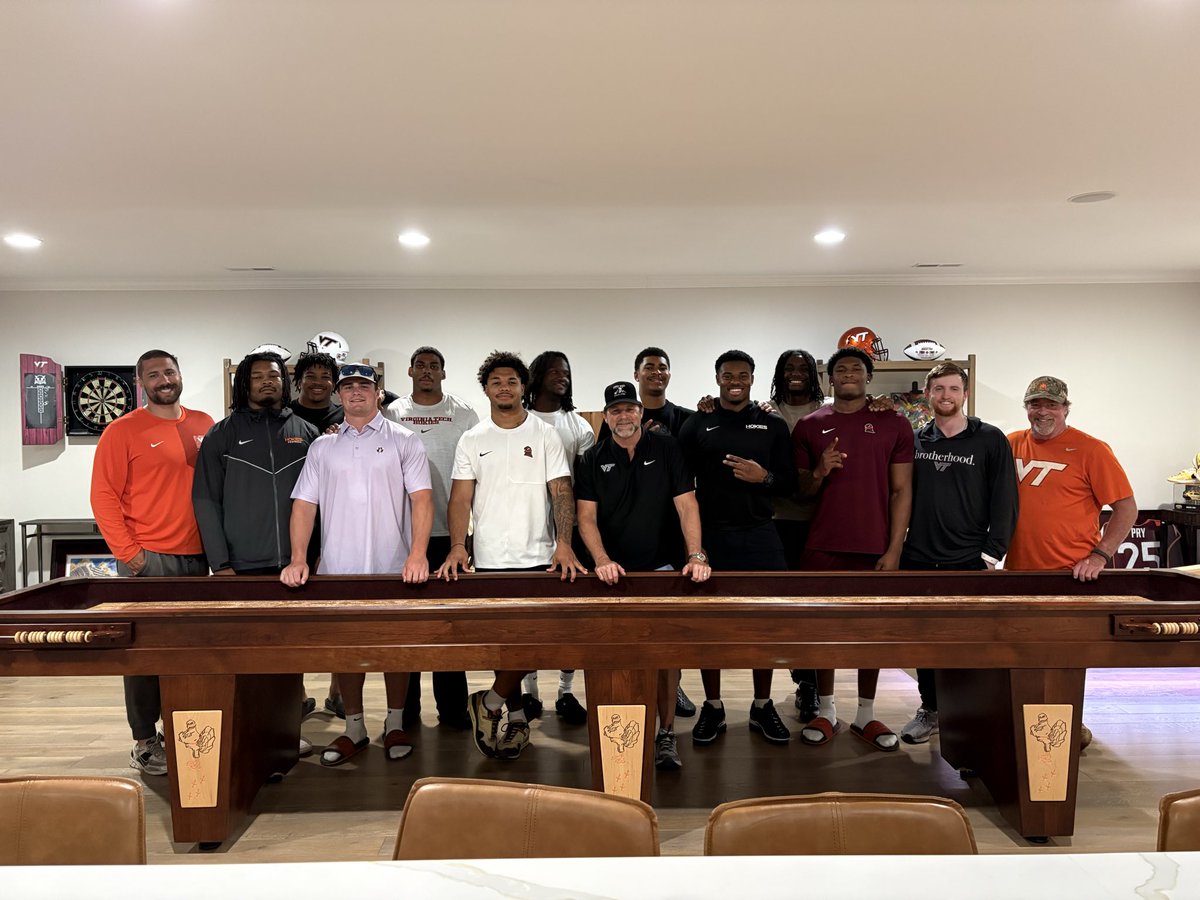 CoachPryVT's tweet photo. Hokie Lber cookout! Love these guys &amp; couldn’t be more excited about this group!! ❤️
🥩🐓🐷 @HokiesFB https://t.co/HaQsIfIX6B