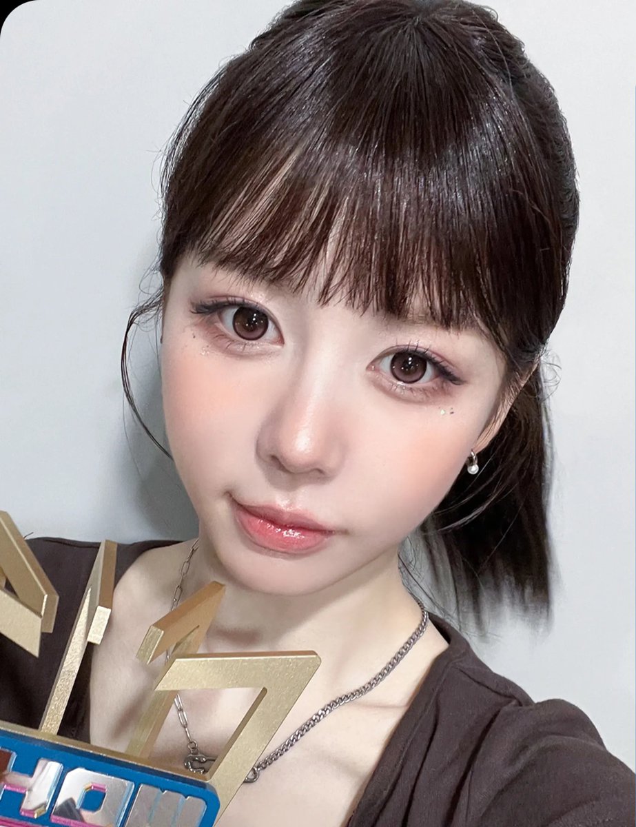 wav_chan's tweet photo. 1위 다시한번 축하함니다 💙 https://t.co/nVcY3ufB66