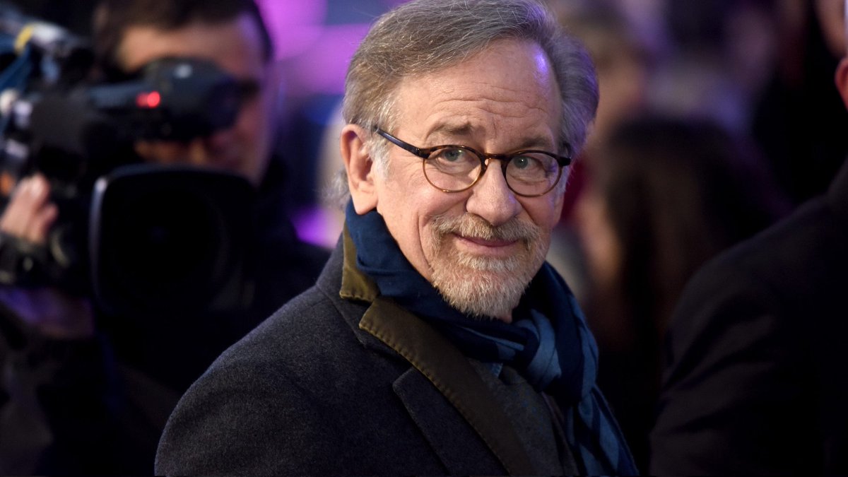 PabloPlanovsky's tweet photo. Le preguntaron a Spielberg por qué nunca habla de las películas que no le gustan: "Porque sé lo difícil que es hacer una película". https://t.co/osJCOx22UL