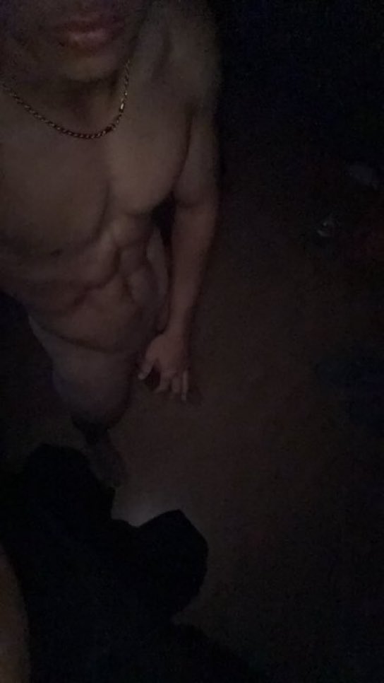 bootedlaunch's tweet photo. like for the uncovered version 👀 https://t.co/h0u624iQIR