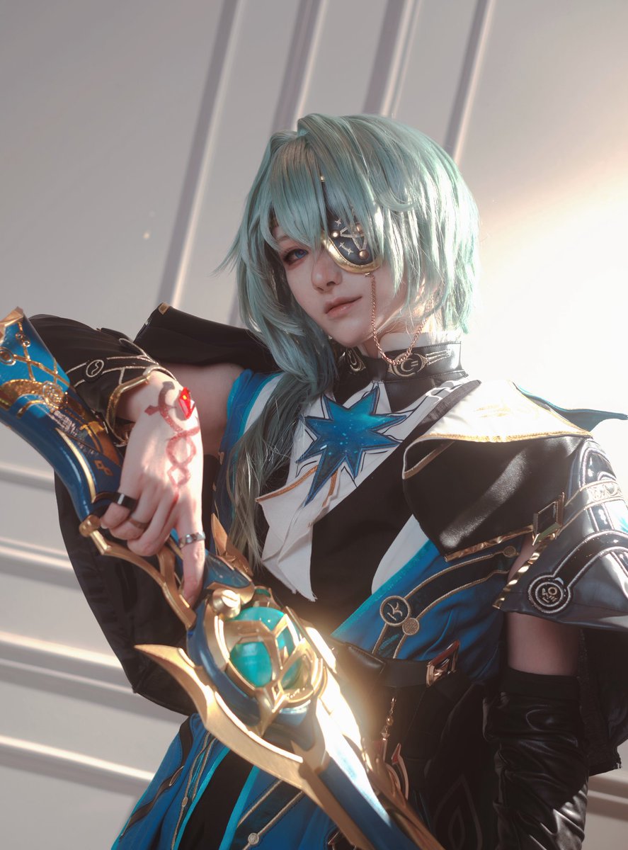 55alikawa's tweet photo. Titan of Reason

#Anaxagras
#Honkai_Star_Rail
cosplay

📷GuruGuruHara https://t.co/6dCQFZhtUh