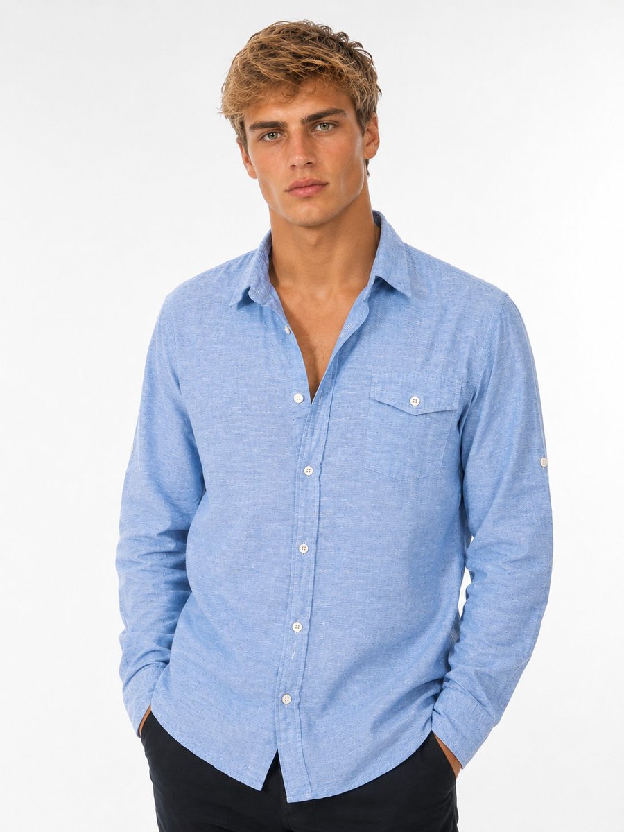 PajaroSol's tweet photo. Cómoda, fresca y con onda. 👌
Camisa Route 66 azul chambray, corte holgado, talle M. Para el día a día sin esfuerzo.
👉 https://t.co/sNsgs81qmv
#ModaHombre #Argentina #Route66 https://t.co/vnrDtOywft