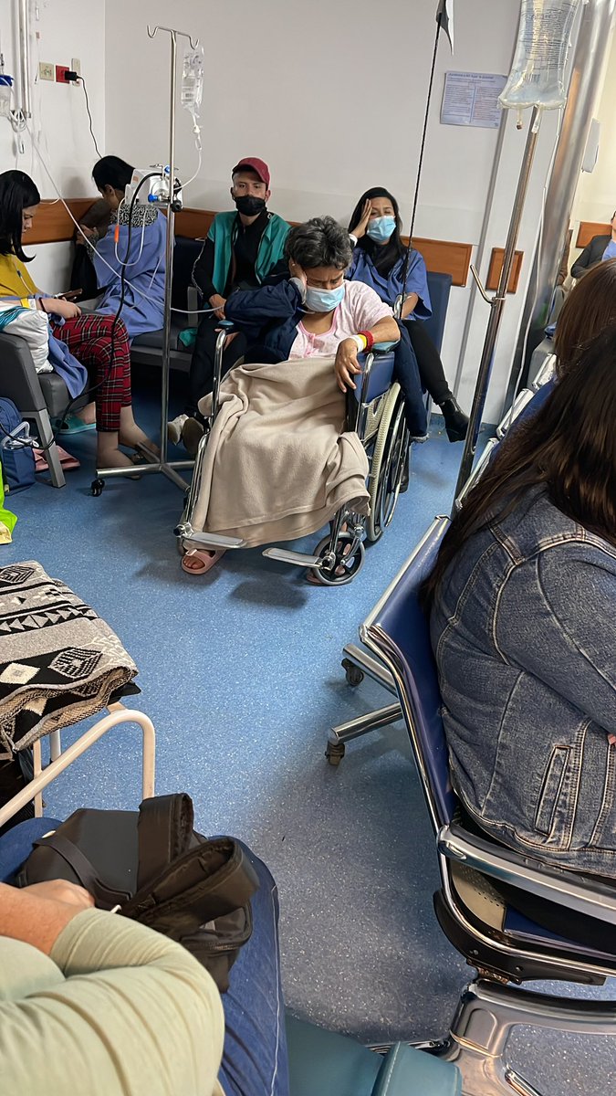 danielDC33's tweet photo. @dianadiago Quiere que le cuente cómo nos fue con mi madre en la Clínica Palermo!! Y es que la atención pésima no depende de la empresa!! Depende de la nefasta reforma a la salud dispuesta por el actual gobierno.. Eso y que FAMISANAR no es ni gota de lo que fue gracias a Petro. https://t.co/7TLUedduqm