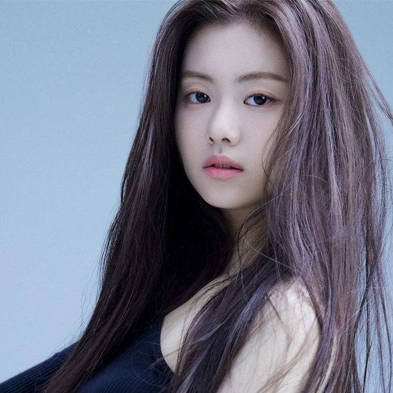 npomvtt's tweet photo. Kim Garam assinou um contrato exclusivo com a Management Koo e deve fazer sua estreia como atriz em breve. https://t.co/NVNHsFEKUf