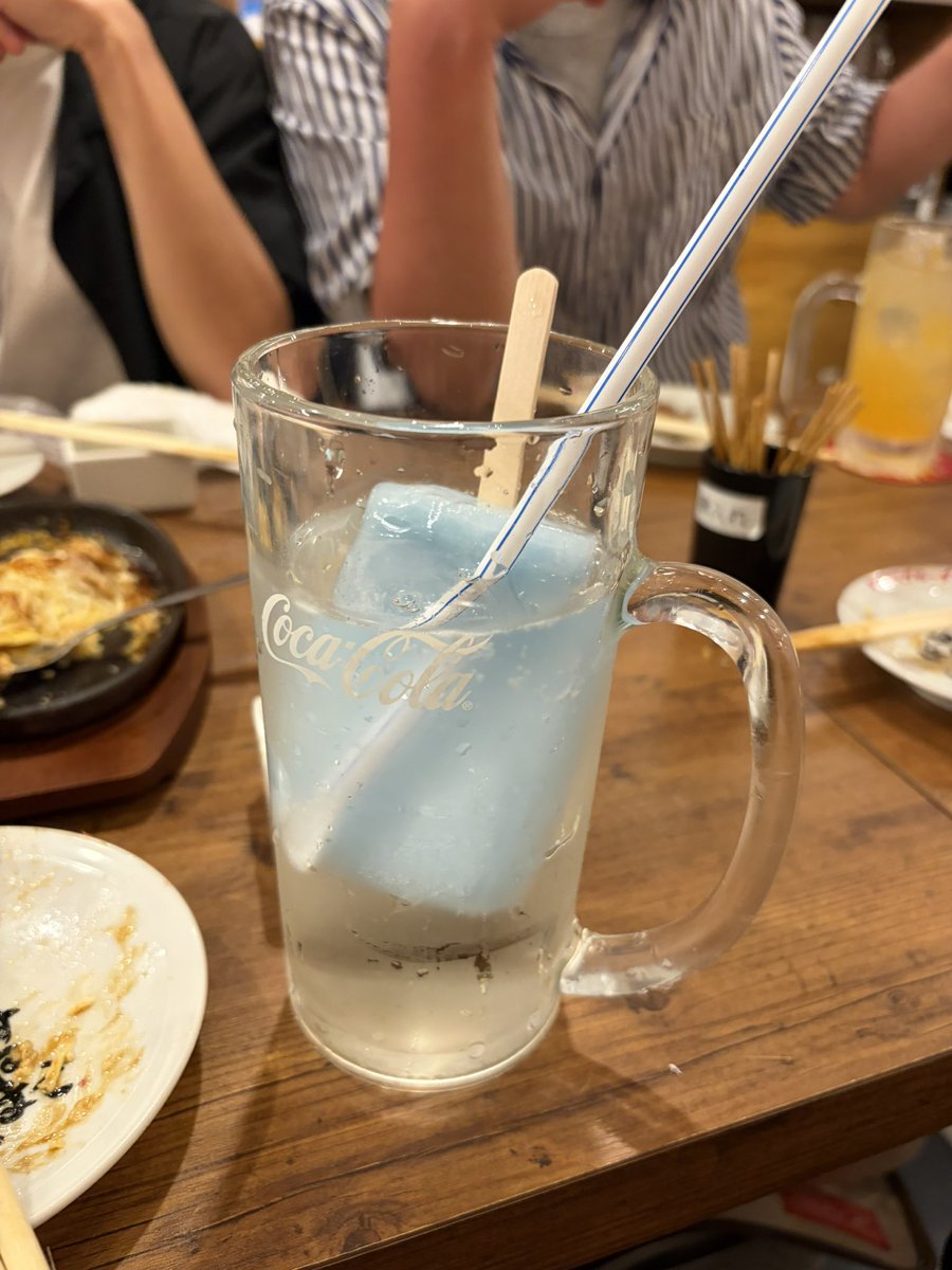 sjrs286's tweet photo. 小田原にて「考働マリカ大会」に参加してきた🚗

30年ぶりくらいに童心に帰れた気がします🎮

世の中が言う幸せや成功とかは今一つピンと来ないのだけど、年齢を重ねても仲間と何かを楽しめている自分としては既に充分幸福な成功者なのです🫶 https://t.co/JsMkYFGGnP