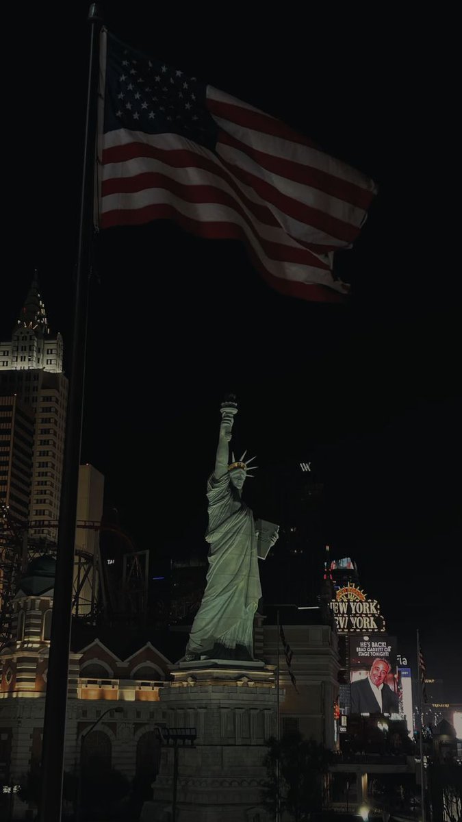 jess5463789's tweet photo. Las Vegas 🇺🇸 https://t.co/5vhZJSvaRj
