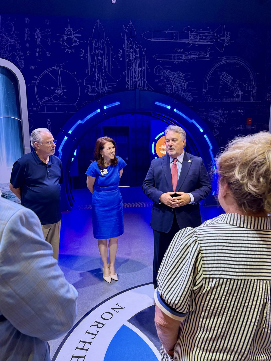 RepLedbetter's tweet photo. We had an incredible time celebrating the Challenger Center of Northeast Alabama today.

This program provides hands-on instruction aimed at inspiring students to explore careers in STEM.  We’re grateful for the impact they continue to make on the next generation of Alabamians. https://t.co/F2AfgQ6jRs