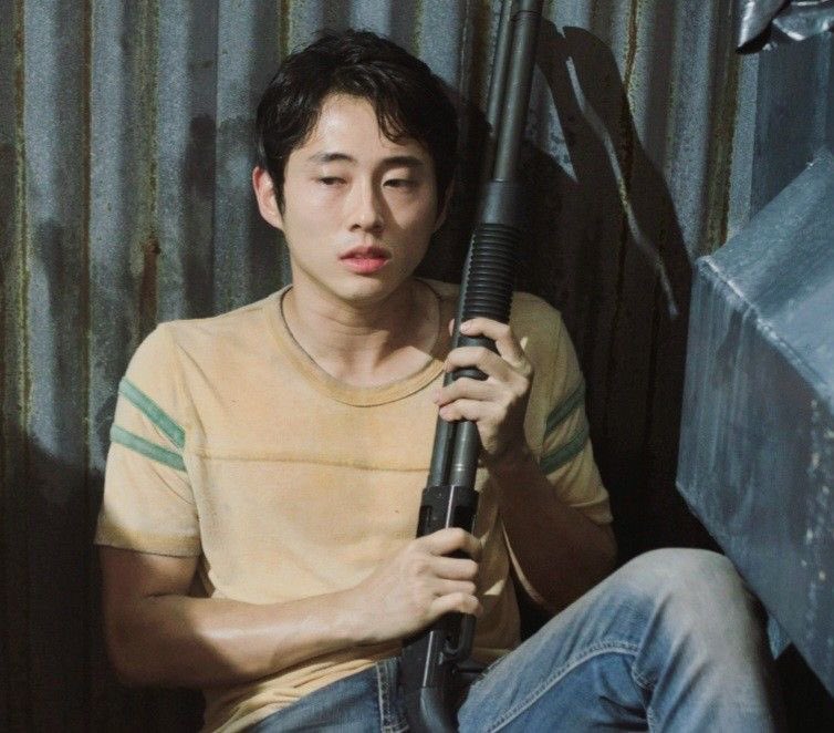 carlnotcorall's tweet photo. Glenn Rhee https://t.co/W0q8q8osNU