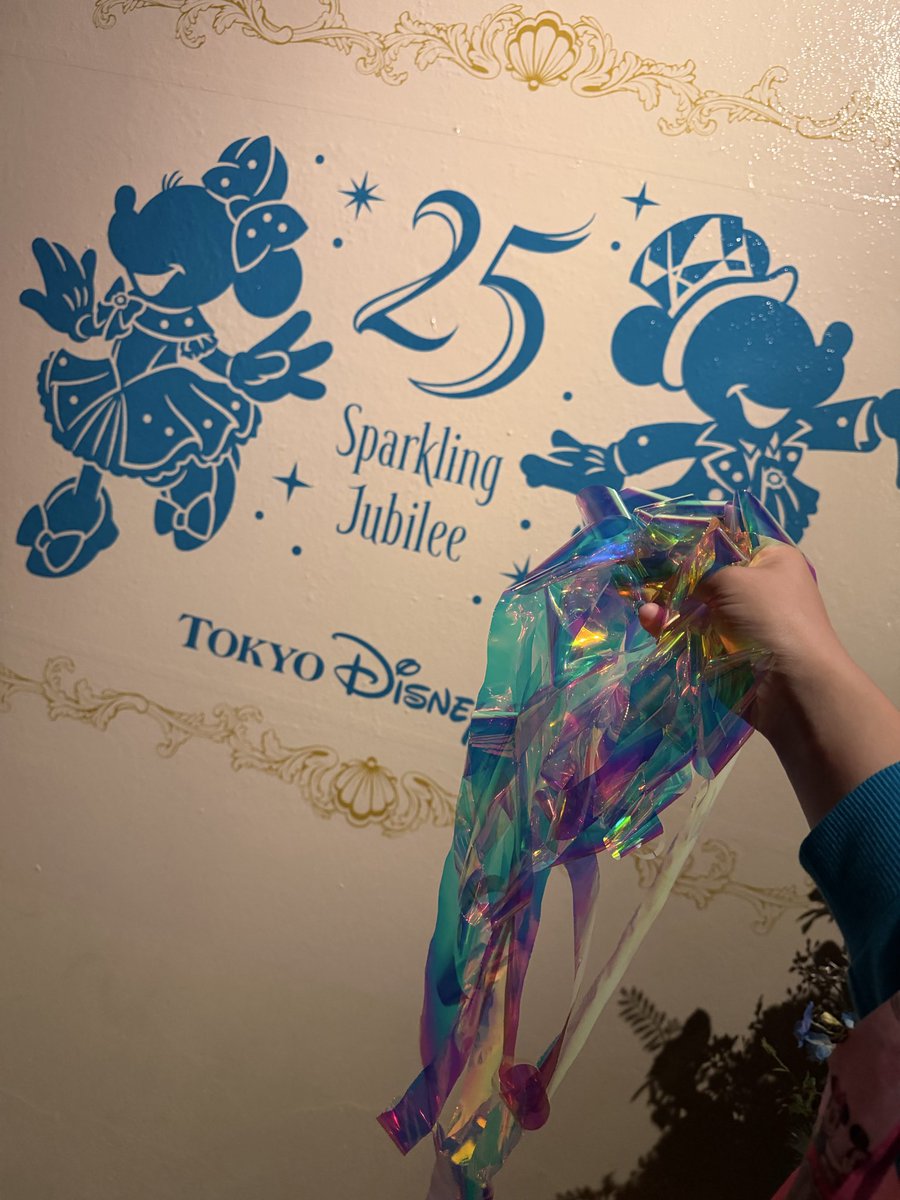 mickey_risa_'s tweet photo. 25thにミラコスタピアッツァビュー 宿泊 ♡

パークの音楽が流れてるから寝てる時も朝起きた時も幸せでパーク一体化ホテルは最高です。

グランドフィナーレはファンスプ行く！

 #ディズニーシー
 #ミラコスタ https://t.co/iEmv7bYmC6