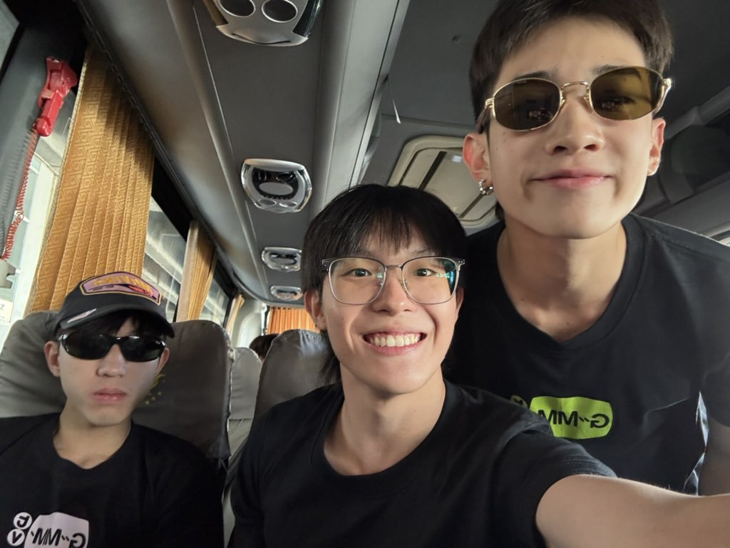 mfridxy's tweet photo. ท่ดนะแต่น้องเก้ดตัดผม รด หรอ ม่ายจีง  😭😭😭😭😭😭😭

#GMMTVOUTING2026
X : @/Kktken_Lim , @/tananloh_ https://t.co/mvyWI9fJTq
