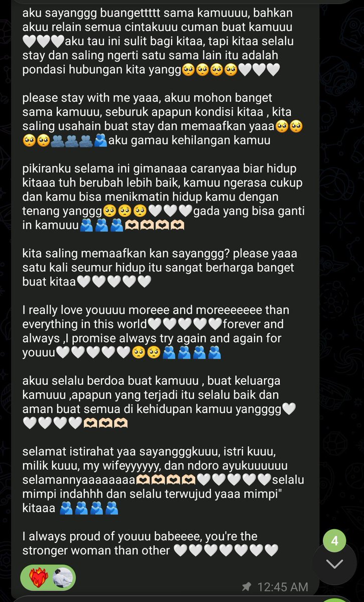 xynaa12_'s tweet photo. klo kmu pacaran trs ngerasain sesuatu yg ga nyaman dan ngirim longtext ke dia, respon dia jadi penentu he is the one atau bukan,

 klo dibales marah, balasan singkat, dibilang bawel, gada usaha buat nenangin dan memperbaiki situasi, leave him gurls

yang bener itu kalo dibales long text juga, nenangin kamu, dan ngeyakinin kamu juga disertai usaha yang nyata untuk memperbaiki keadaan. he is the one. choose him for your rest of your life
