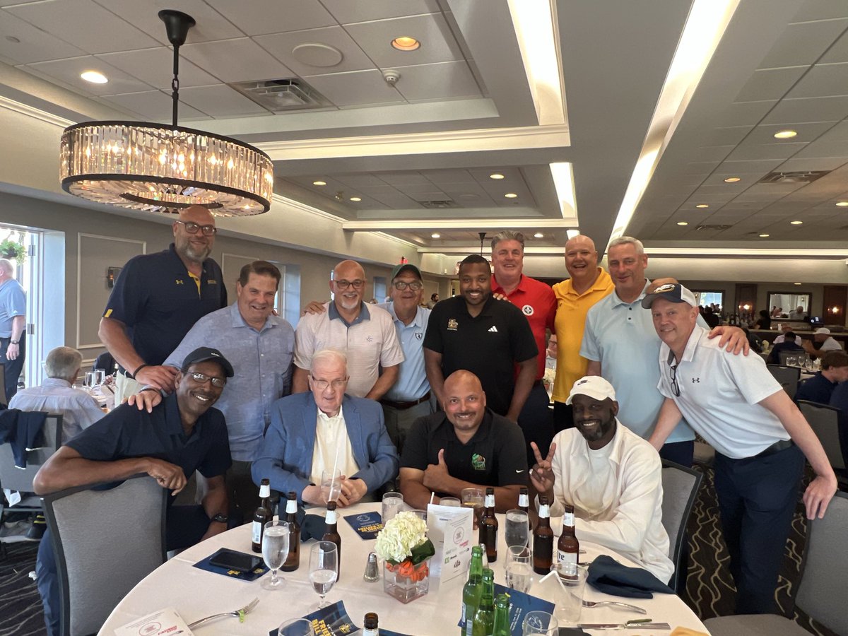 LaSalle_MBB tweet picture