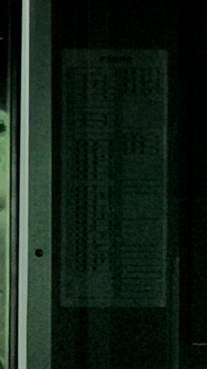 SpaceMKYW's tweet photo. E131系200番台の行先対照表
完全に潰れているものの、左列の3文字のうち２つは小淵沢と八王子に見えなくもない…？ https://t.co/xwGjBnrFmE