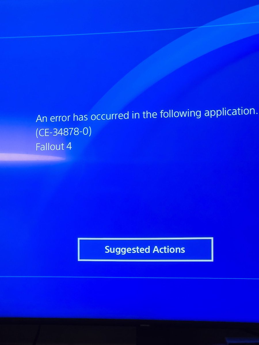 DJMM32Mcclain's tweet photo. You know, i'm just gonna say it if #gearsofwareday or #gearsofwar cost roughly around 400 million dollars.
Are they guaranteeing? It we'll never run like a sack of crap it will never have errors. https://t.co/J4fn9gMhJe