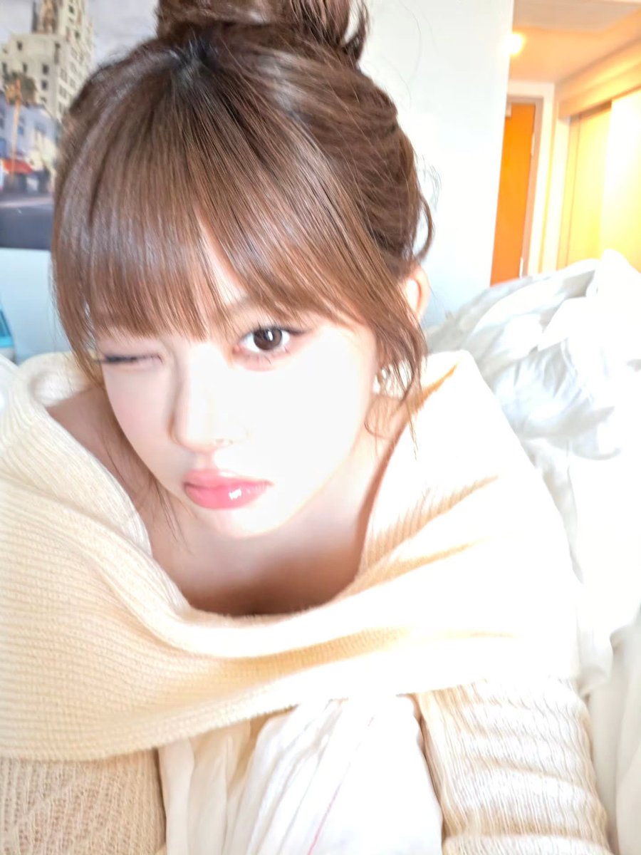 1ll0_CHAE's tweet photo. 내 아기가 왜이리 여자야😳😳😳 https://t.co/qyXleqKHRU