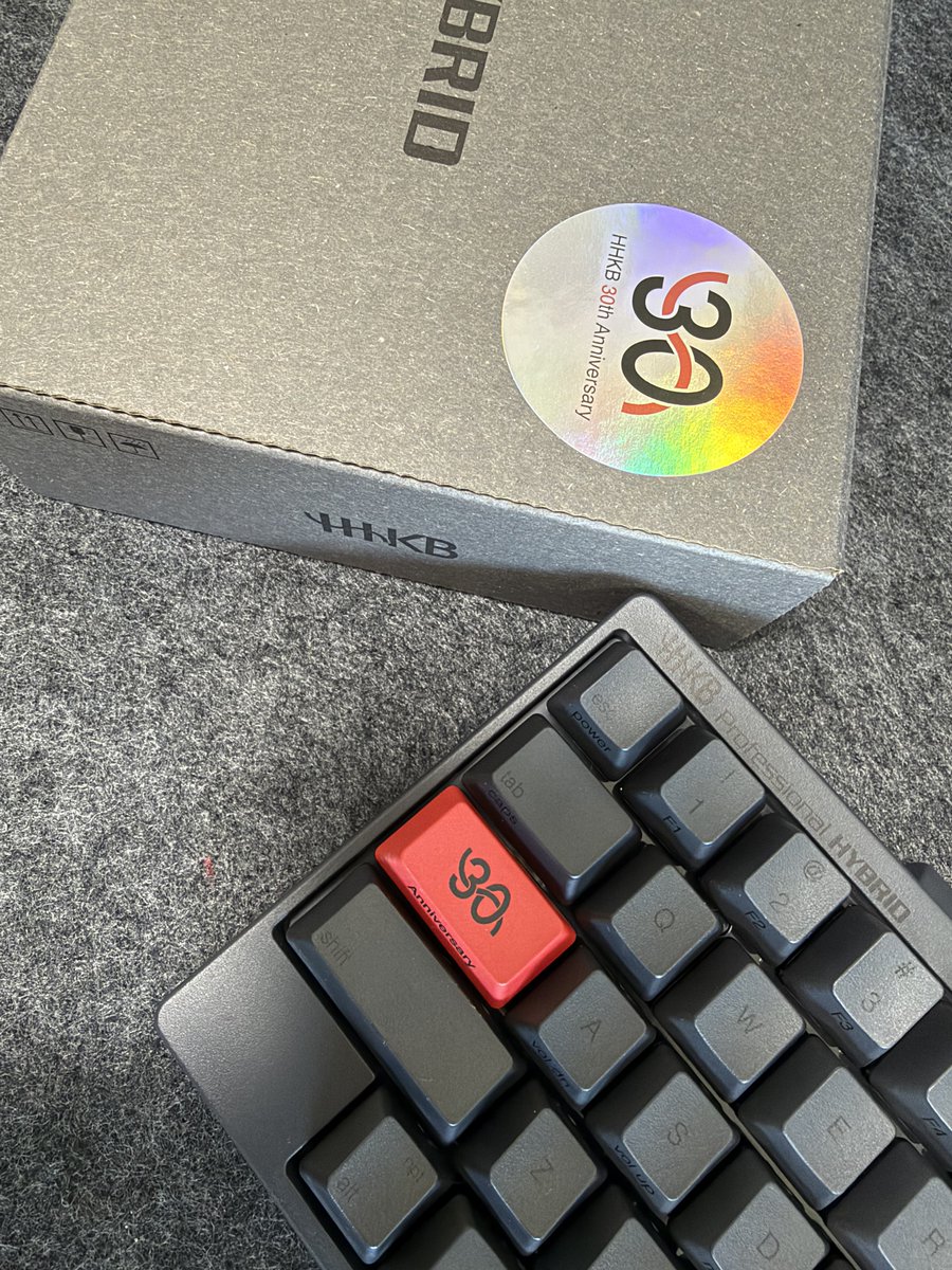 nullJK's tweet photo. 届いた
30gの軽さに慣れていきたい
#HHKB https://t.co/pwY8y6I4dU