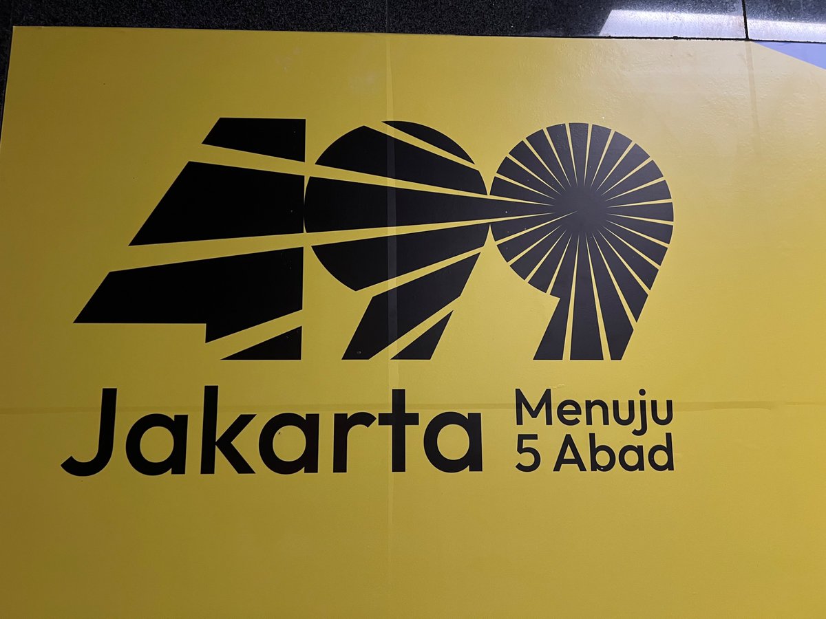 haikalstr's tweet photo. uhh…who’s gonna tell them… https://t.co/a5InaWDPhk