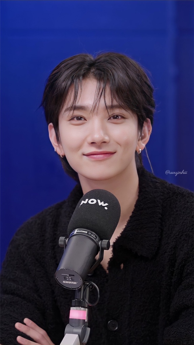 alwaysjoshuji's tweet photo. #JOSHUA #조슈아
#SEVENTEEN #세븐틴
#alwaysjoshuahong https://t.co/cQ4lfrmdbq