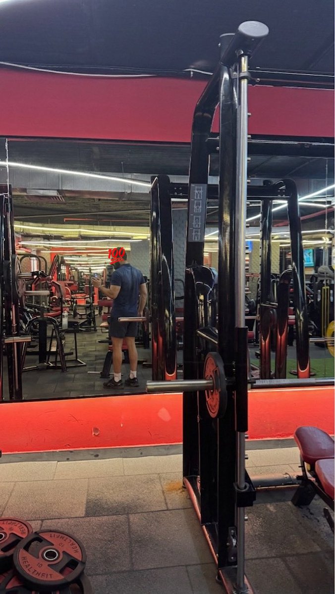 ____amvr's tweet photo. Full body workout https://t.co/dMhpJeuZvm