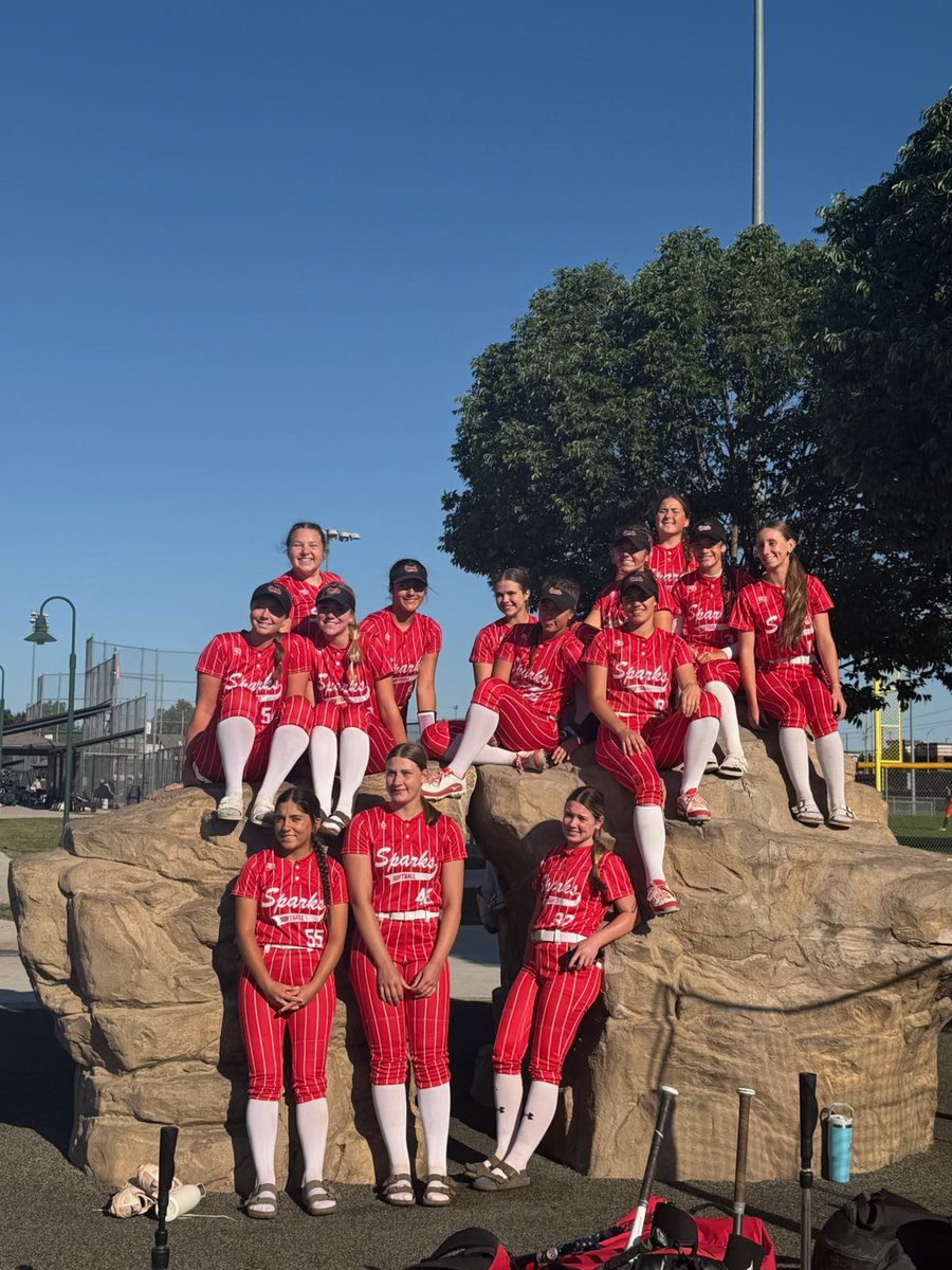 baileyharman54's tweet photo. Had a Great time in Kansas City this weekend at Top Gun Invitational. I hit .750 on the weekend with 9 hits out of 12 at bats. I also had a OBP of .769, and a OPS of 1.603 with 4 RBIs and 3 runs. Very exicted to continue learned and growing with this team. @CoachVUCONN @CuseSB https://t.co/jUBGmQVGn2