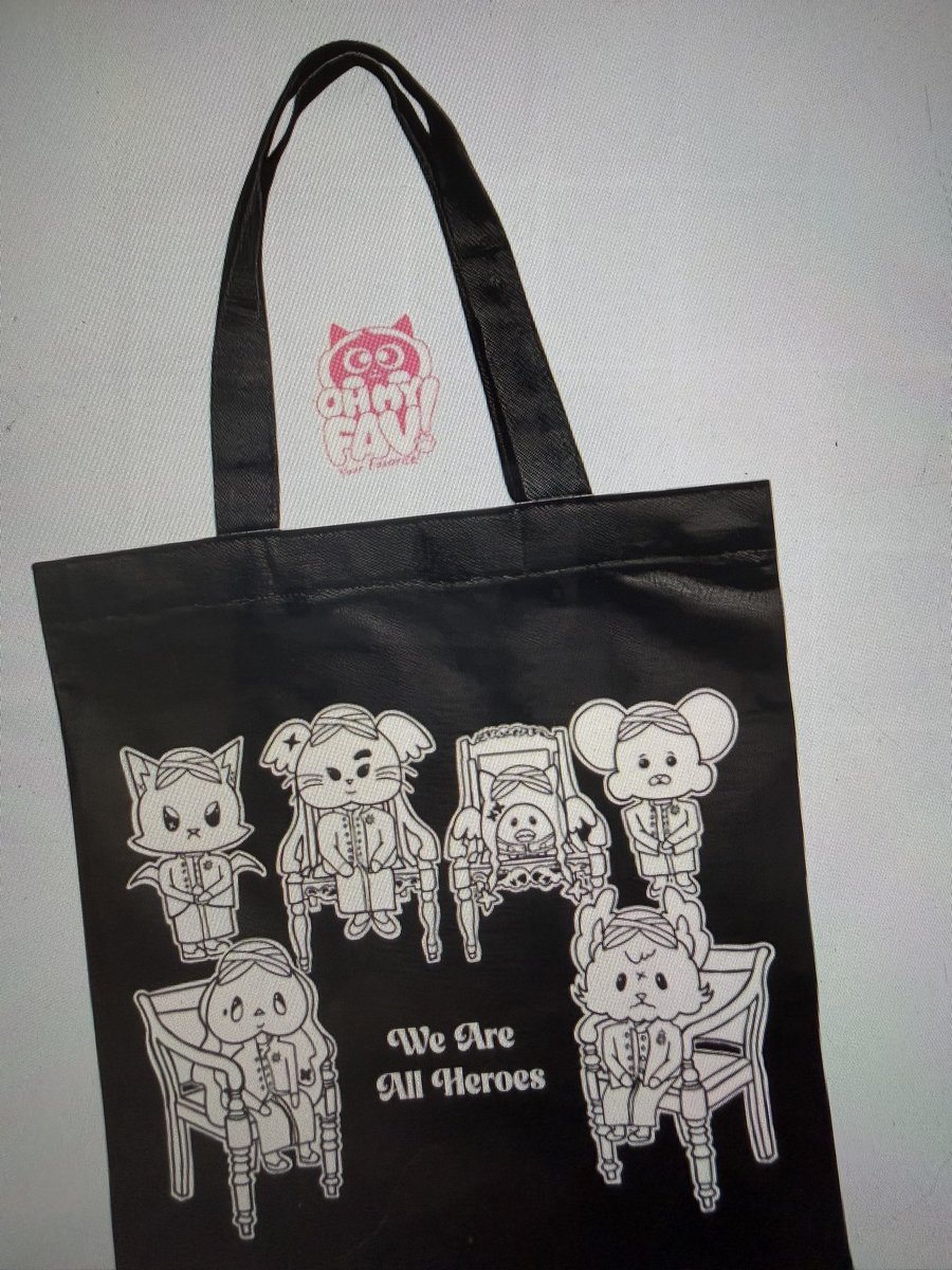 ohmyfav_id's tweet photo. Villains!🖤

OMF mau bagi2 freebies buat pjf nih tp blm dicetak
Utk skrg rencananya mau dibikin tas spunbound biar kalian bisa naruh freebies disini💃

Kalau kalian ada ide mending dibikin apa, boleh rep yaa~

Btw desainnya dibuat sama @flipdinary 💕 https://t.co/Fs228QVTF5