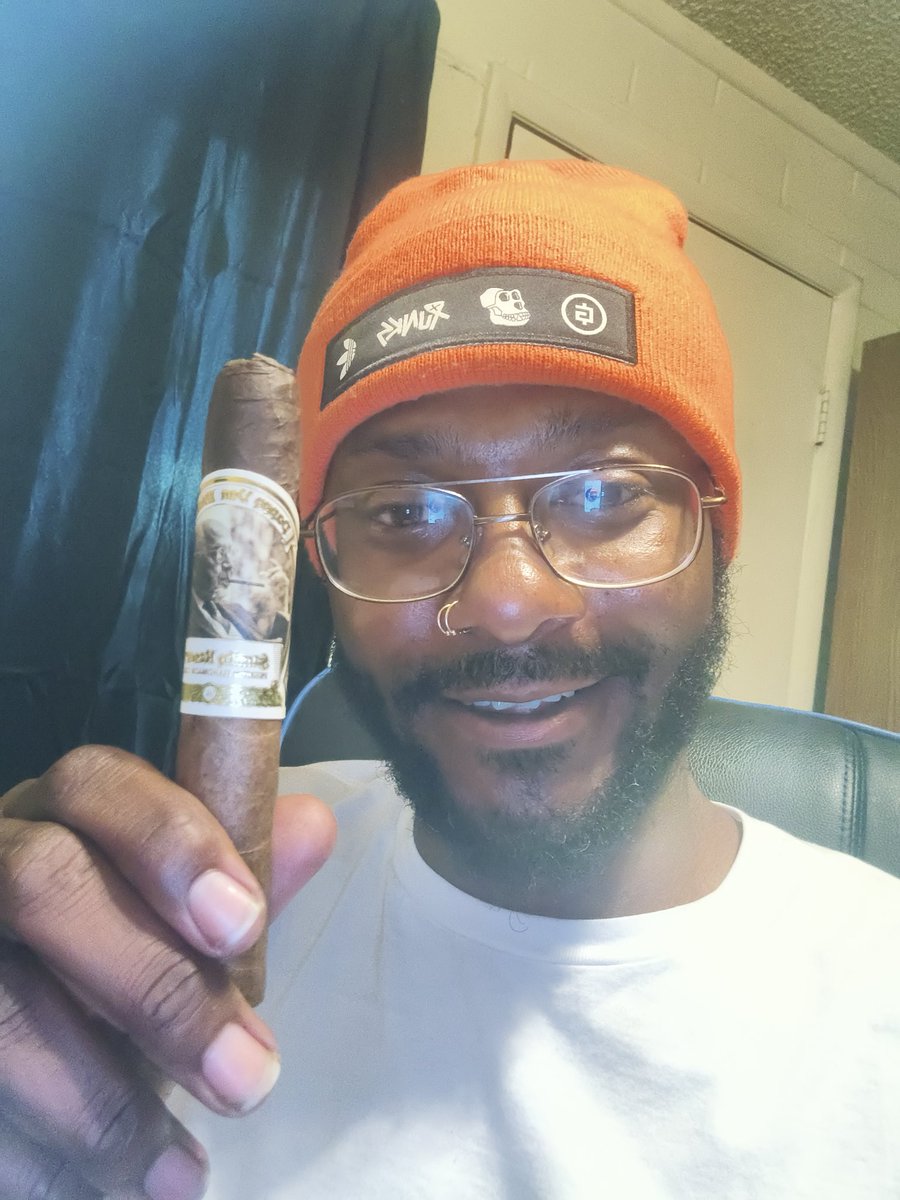 thtguyt's tweet photo. #Day554 ! Apecoin🦍
A Supporting $APE 🐸🐐 A
Selfie until ApeCoin hits a all-time high
🤞🏾🫡 #yuga @apecoin Blessings 🐒ApE https://t.co/ZlMjgDC0Dd