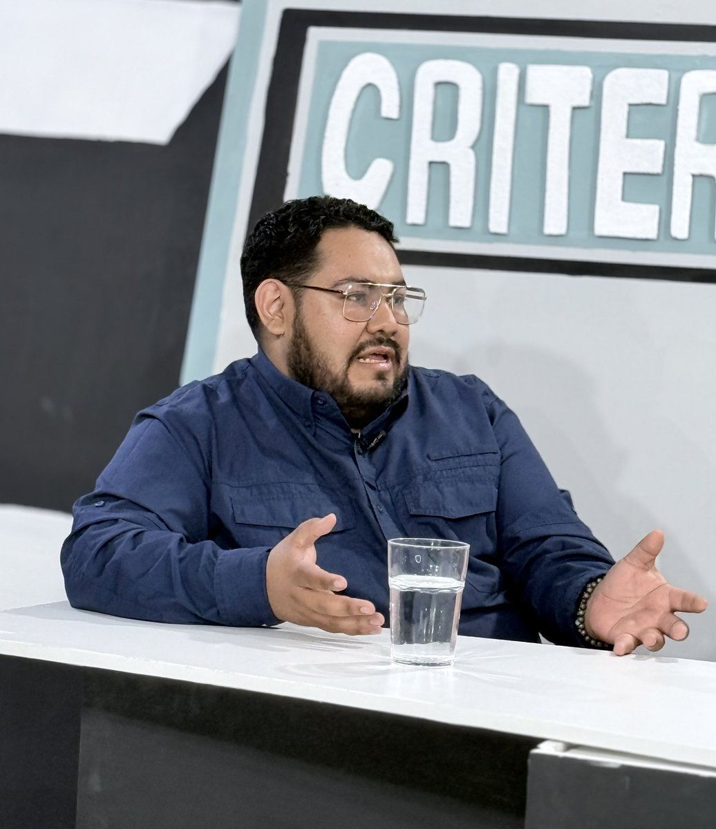 UnidadSindical_'s tweet photo. Durante la entrevista, Francisco Guerra señaló que este importante resultado fortalece la imagen internacional de El Salvador y genera mejores condiciones para atraer inversión y crear nuevas oportunidades de empleo.

#UnidadSindicalSalvadoreña #TrabajoDecente #ElSalvador https://t.co/y10bkoDT63