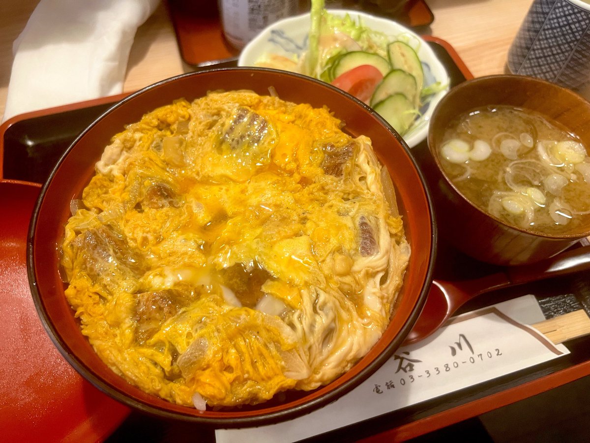 guitarkinako's tweet photo. 最近は美味しいご飯を食べることで1日の元気を作っています😌
今日はお昼ご飯何食べようかなぁ、食べずにその分でサウナ行くのもアリだなぁ、など

この先舞台出演の予定がまだ立っていないので、久々に暇が出来て、新しい事を始めてみようかという最近です✌️ https://t.co/yePNQ50FQV