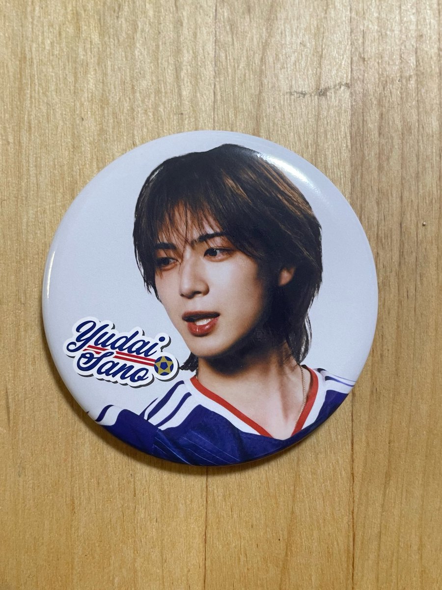kai19970601's tweet photo. @rukikn_19 検索から失礼します！
西缶バッチまだございましたら、佐野缶バッチとの交換はご検討いただけないでしょうか🙇‍♀️
よろしくお願いいたします。 https://t.co/Xmqw3HStfc