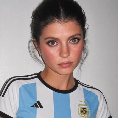 enchqntay's tweet photo. #NuevaFotoDePerfil https://t.co/ioWNEvU3dH