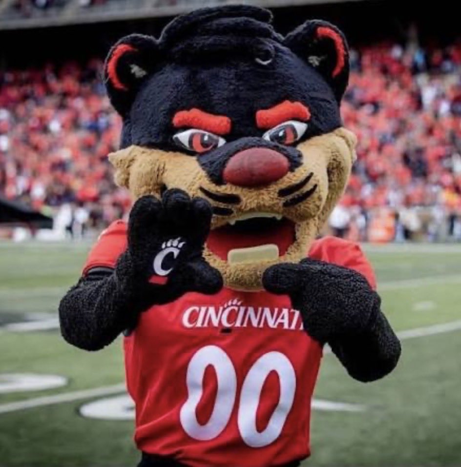 malachidearmond's tweet photo. Will be attending @GoBearcatsFB camp June 16 can’t wait to compete!! https://t.co/SJWYnVjLea