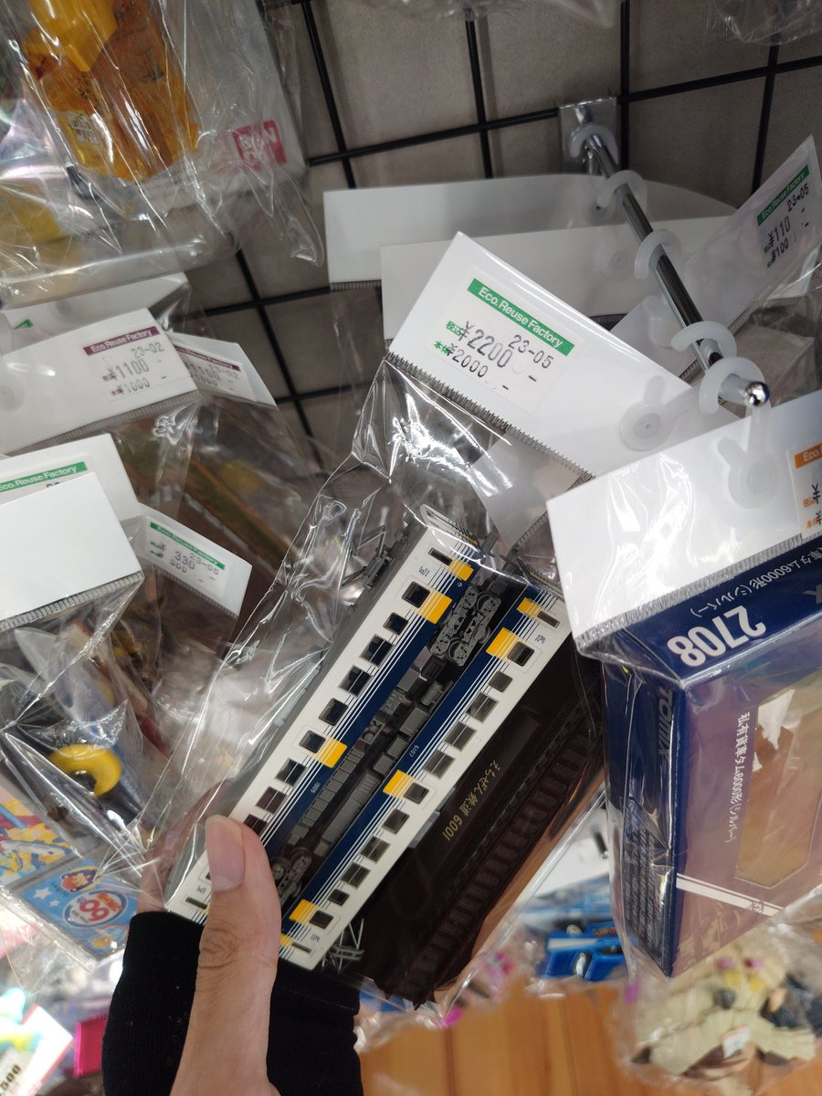 Extra_Exp's tweet photo. どうなってんだよここ
模型担当がいない？？？？？？ https://t.co/h96YW83eFP