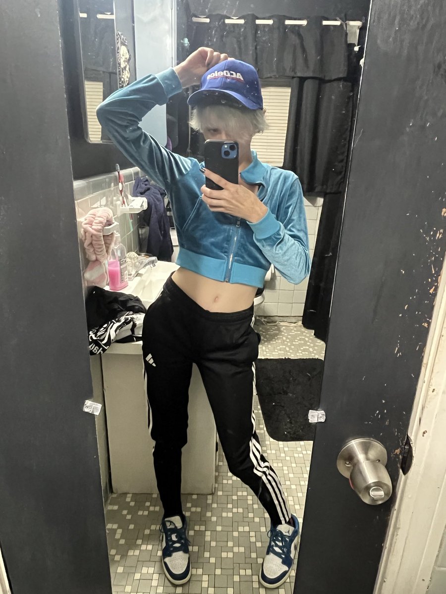 xGloomyBabyx's tweet photo. uhmmmm, did you miss me? or are you dumb?
#tomboy #tomboythirsttrap #tomboystyle #tomboynsfw #petite https://t.co/Ri4KKbcSKp