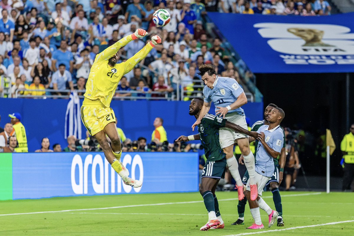 HardRockStadium's tweet photo. Miami’s first @fifaworldcup match 🇸🇦🇺🇾

The first of many unforgettable nights! https://t.co/A4gyCRObBy