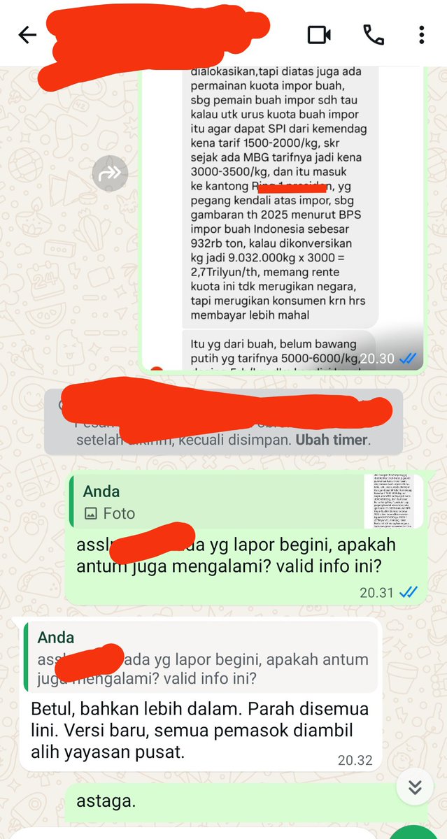 ferrykoto's tweet photo. Ndak salah mahasiswa yang membubarkan acara Total Politik di UGM di tengah situasi ini.

Di tengah situasi jomplang informasi dan suasana batin antara mahasiswa dan pejabat yang jadi pembicara.

Mas @budimandjatmiko @NusronWahid1 dan Sudaryono datang dengan kesadaran bahwa kebijakan pemerintah di sisi yg benar, dan di pikiran mereka, sebagai bagian kekuasaan, semua pelaksanaan di bawah berjalan benar. Menguntungkan rakyat dan negara.

Sementara mahasiswa UGM tsb punya kesadaran berbeda, bertolak belakang malah dengan para pejabat tsb. Kebijakan pemerintah di sisi yg salah, dan realitas di lapangannya nyata banyak penyimpangan. Merugikan rakyat dan negara.

Ciri kekuasaan itu sama-sama kita tahu lah mas Budiman dkk, selalu merasa benar, walau ditunjukan fakta ada penyimpangan di lapangan.

Pengadaan Motor BGN, Tata Kelola MBG, sudah terlihat ganjil, bau busuk menyengat, tapi kan kalian semua waktu itu tetap membela bahwa yang dilakukan BGN benar, bahwa MBG ini berjalan baik dgn tujuan mulianya. Sampai akhirnya semua kasep, uang rakyat di maling, kalian yg membela pun tertipu.

Sama dengan KDMP, sudah banyak bau busuk menyengat, dari pengadaan Truk yang serampangan, bangunan KDMP yang asal-asalan, rekruit manager yang bertentangan dengan UU, bahkan tidak ada sama sekali ruh koperasi di KDMP, kalian pejabat kan tetap buta tuli. Tetap membela program KDMP itu di jalan yang benar.

Di sana masalahnya, memang posisinya mahasiswa dan kalian pejabat saling berhadapan, tidak dalam sisi yang sama.

Mahasiswa menyuarakan amanat kesusahan rakyat, problem nyata di lapangan, kalian pejabat sesuai tabiatnya tentu membela tuan kalian yang memberi jabatan, yaitu Presiden.

Pertanyaannya, sebagai mantan aktivis mahasiswa, apakah tidak tersisa sedikit pun pada diri kalian, sensitifitas atas kesusahan dan masalah yang dirasakan rakyat di bawah?

Coba lah jujur dengan Nurani.

Ini saya lampirkan beberapa pengaduan yang masuk ke saya terkait program strategis Presiden. Pengaduan-pengaduan semacam ini saya teruskan ke kawan di kabinet yg saya yakin lurus, tidak membela membabi buta. Tapi ya tidak berdaya juga.

Mungkin jika Mas Bud, Nusron, dan Sudar punya akses lebih kuat ke Presiden, coba sampaikan ini. Jangan hanya puja puji di depan Presiden, coba berani sampaikan "Pak Presiden, program bapak MBG dan KDMP jadi bancakan di bawah, lebih baik hentikan dulu, evaluasi total".

Jika kalian berani sampaikan itu ke Presiden, maka barulah bisa duduk bersama mahasiswa, berdialog untuk perbaikan negeri ini. 

Salam
FK