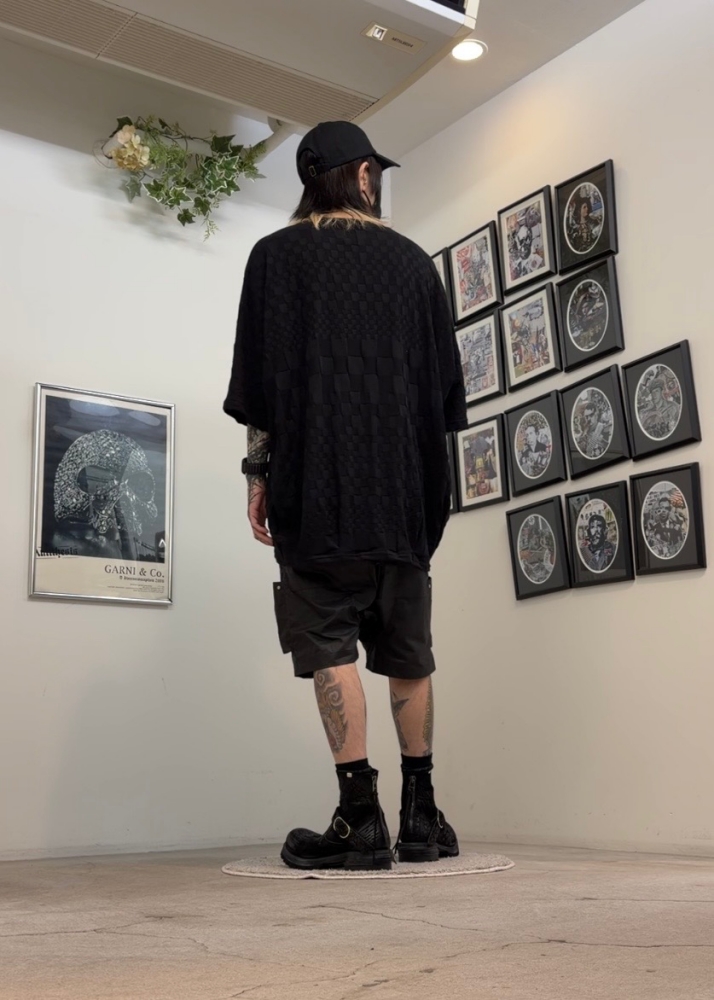 Psychobox_LAB's tweet photo. A.F ARTEFACTのドルマンTにコーティングカーゴショーツ
https://t.co/88AiBzjZFS
・
#NAPE_ #ネイプ
#AFARTEFACT #エーエフアーティファクト
#prasthana #プラスターナ
#Portaille #ポルタユ
#Psychobox 
#coordinate #コーデ
#米子 #米子市 #松江 #鳥取 #出雲
#fashion #米子セレクトショップ #ootd https://t.co/XEBS8z4wmJ