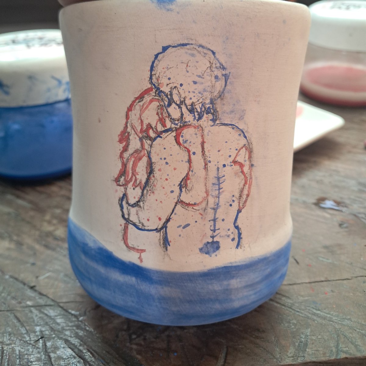 Lvsazalea's tweet photo. The mug i made ❤️, is ugly but is mine https://t.co/SydfBWl2K3