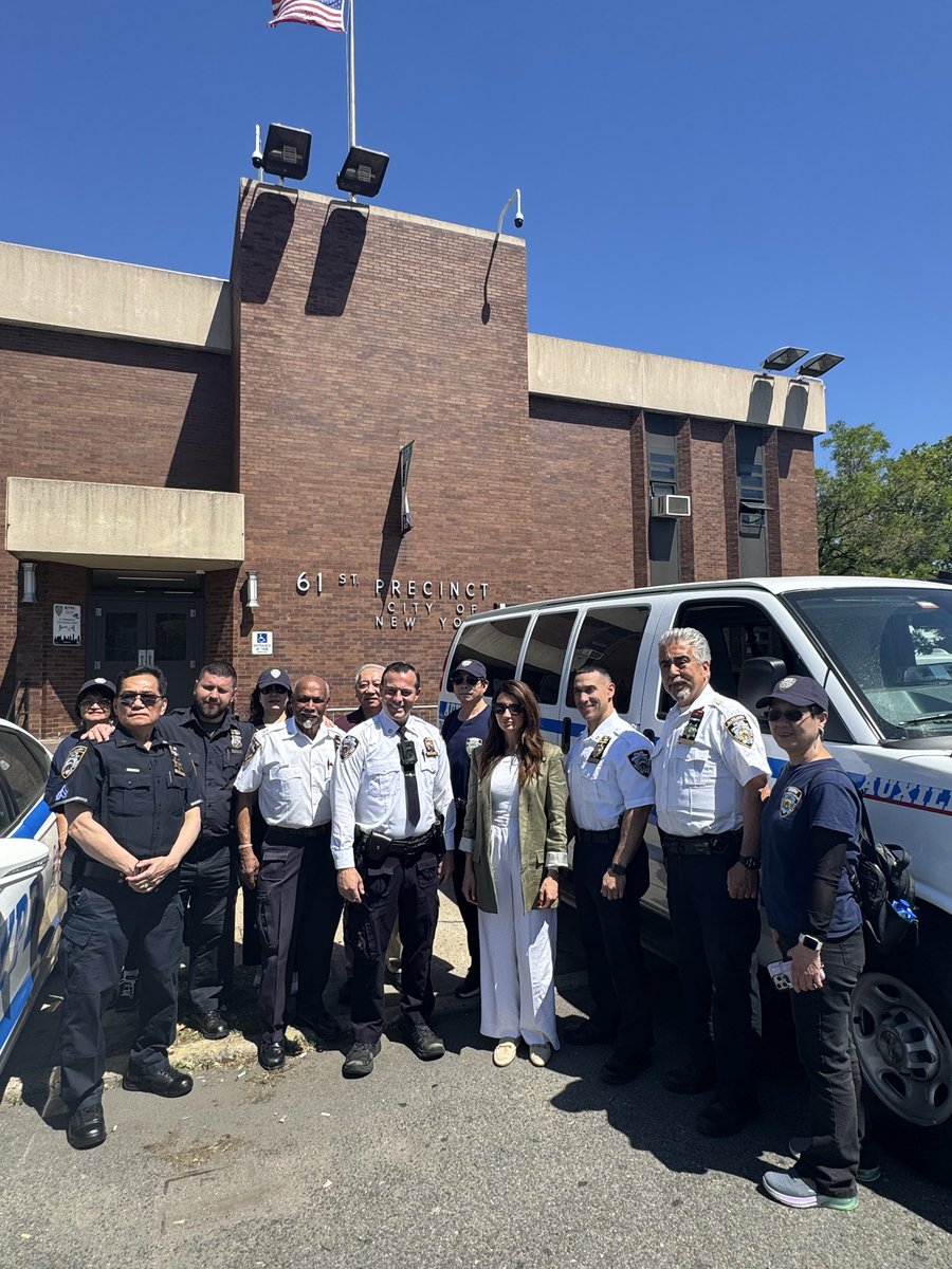 ACW_BK's tweet photo. ACW is honored to join the NYPD's 61st Precinct as they accepted a police vehicle generously donated by Councilwoman Inna Vernikov. We are grateful for her continued support of law enforcement and public safety. @InnaVernikov https://t.co/d2KBvaB2o4