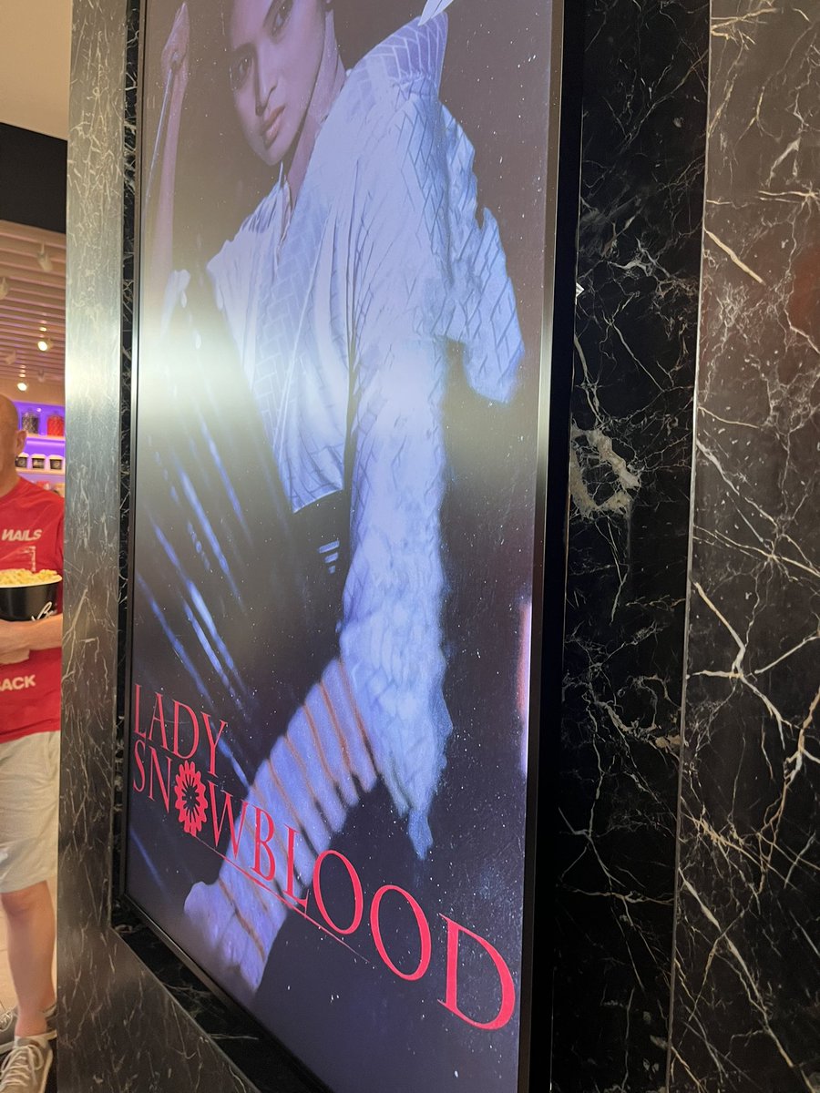 dunpir's tweet photo. Lady Snowblood at the theater tonight 
❄️🩸 https://t.co/RpEmDraqeX
