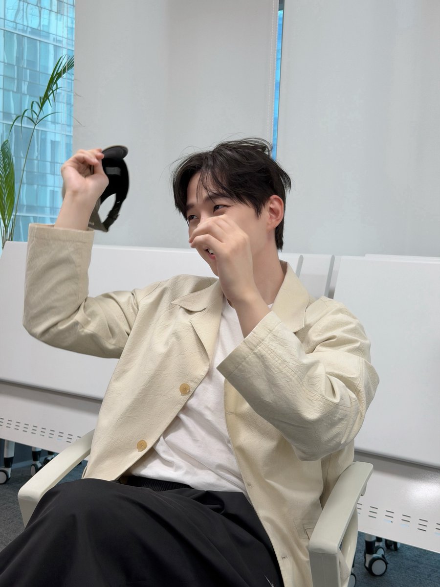 partyit125's tweet photo. 이남자가오늘도나를죽이려고작정을 ㅜㅜㅜ https://t.co/YDrE4mjPTz