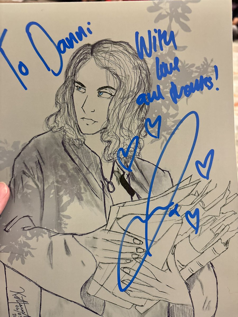 kitfaustus's tweet photo. Sketched up a Kit as well for him to sign!! https://t.co/1XSvDrCDEi