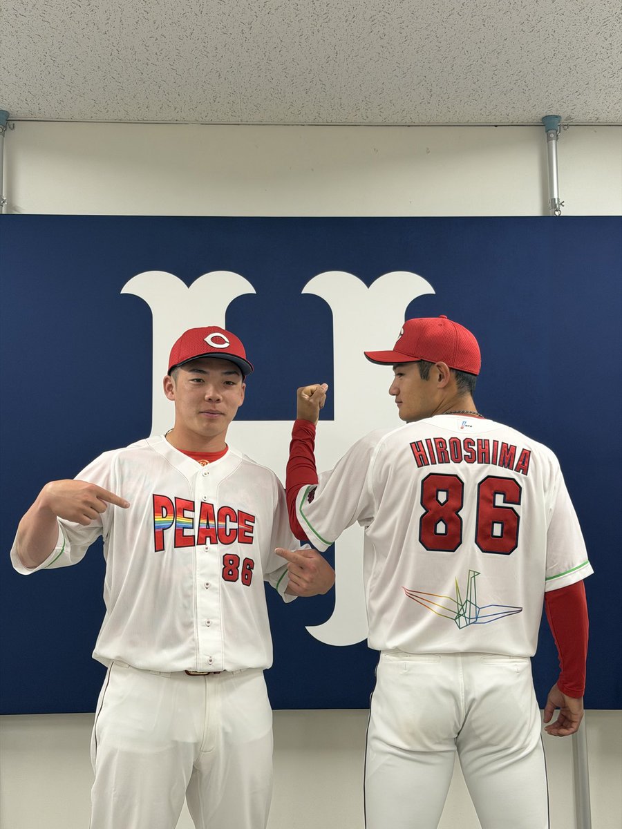 ライト下段外野席 | 10⁄1 7⁄28 巨人VS広島 京セラ 2枚 (2) ☆即決☆3 