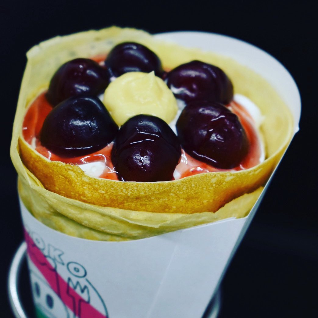 KitchenPiyoko's tweet photo. 6月12日（金）お休みだったので本日までアメリカンチェリーカスタードを延長販売です。

食べ損ねたらまた来年になります(>_<)
是非1度ご賞味ください https://t.co/izTQ0bjU0b